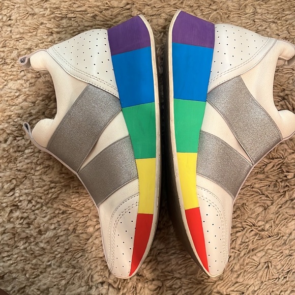 Donald Pliner Multi-color slip on shoe - Picture 6 of 7